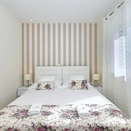 Apartman I Penthouse 2 Mit Dachterrasse & Jacuzzi